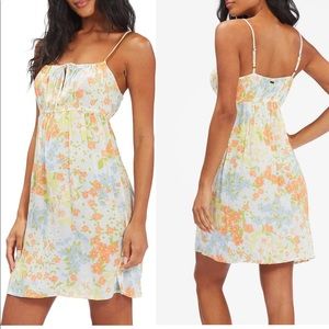 Billabong floral dress